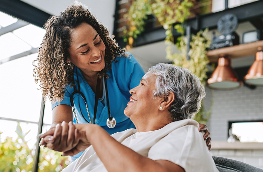 Couple discussing early signs of dementia.
